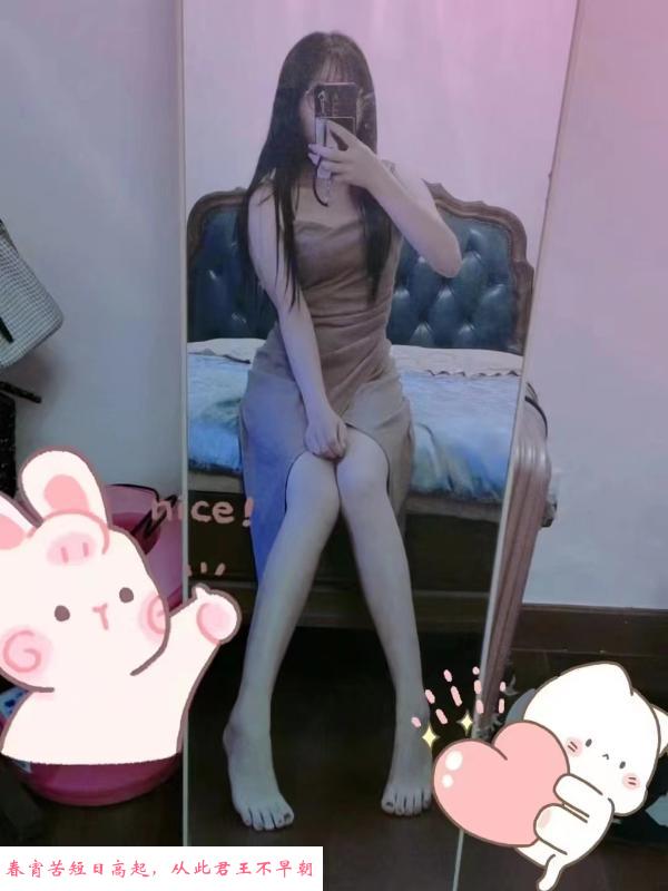 龙岗区美艳姑娘 第1张