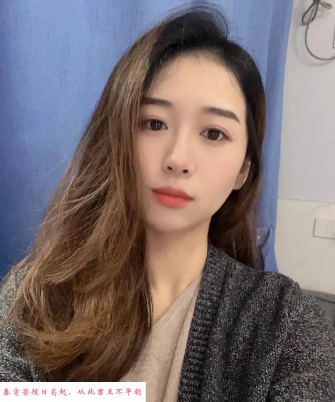 东商务区妹子 第1张