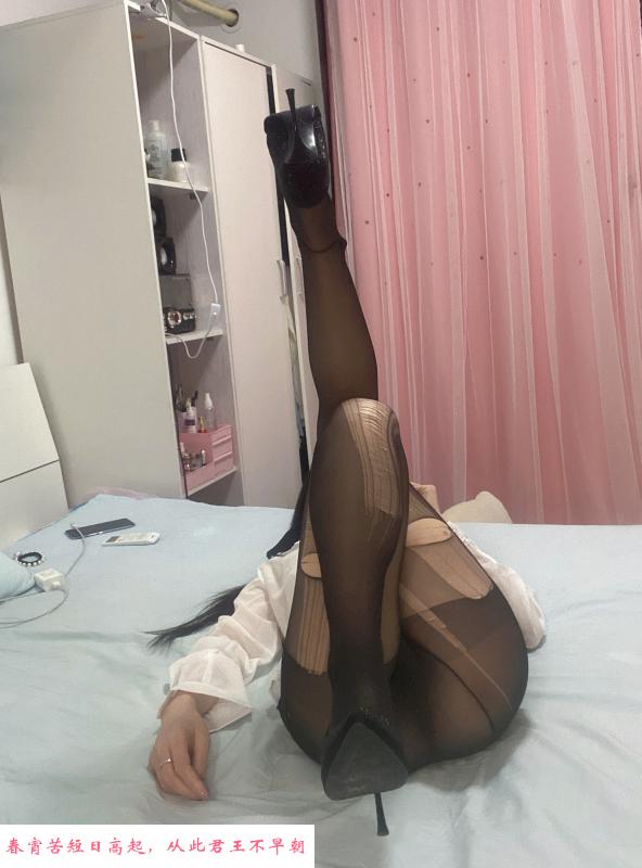性感小美女 第3张