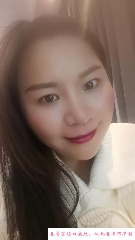 大屁股少妇回归 第1张