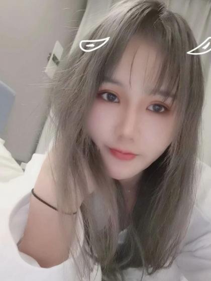 宽窄巷子很乖的妹妹 第1张