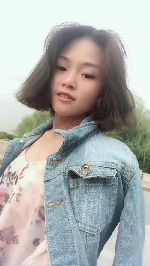 呼兰路00后晨曦 第2张