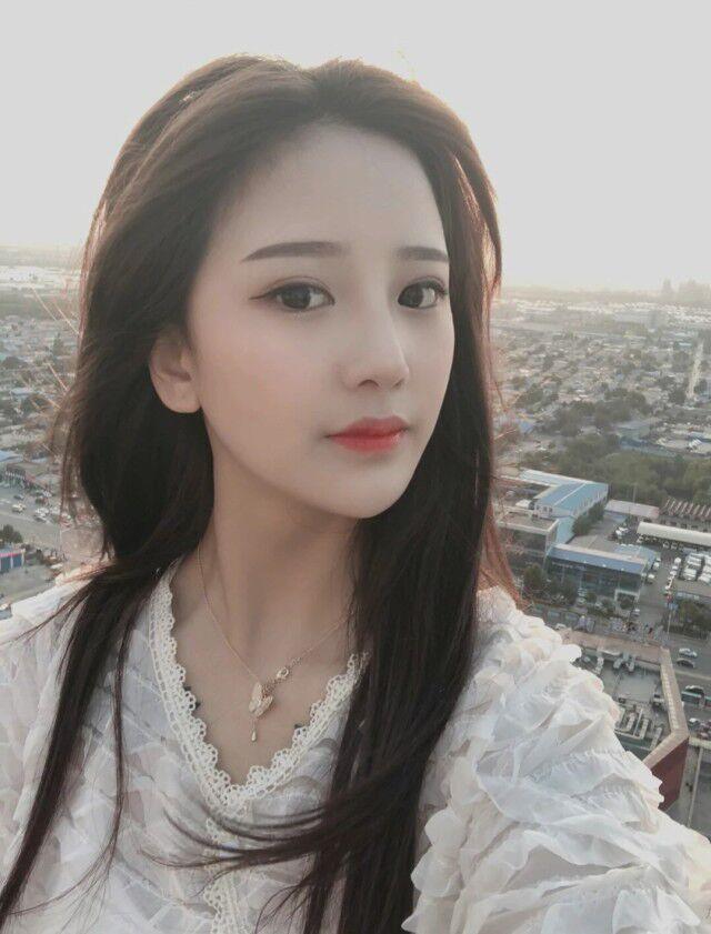 江北小九妹：很纯很正点，口活了得，大胸筷子腿 第1张