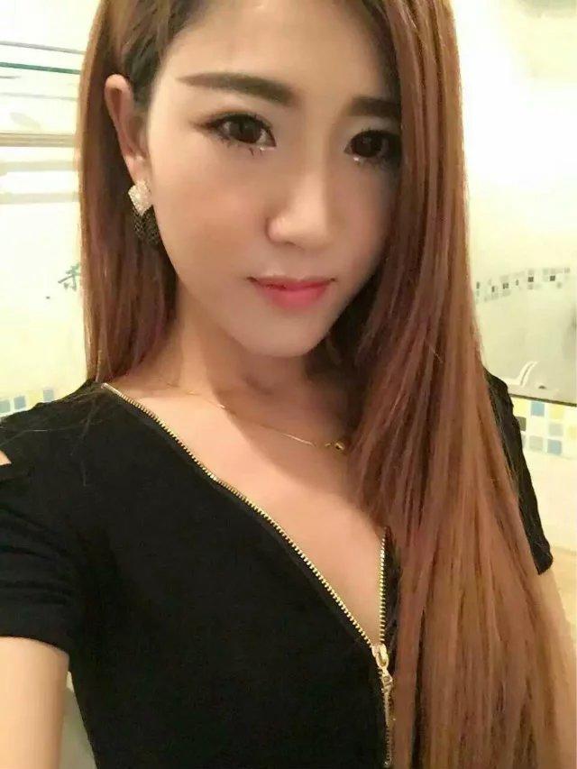 重庆杨家坪楼凤，逼紧活好 第1张