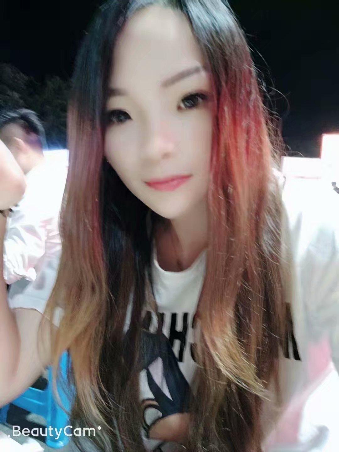 南京江宁可舌吻的妹子 第2张