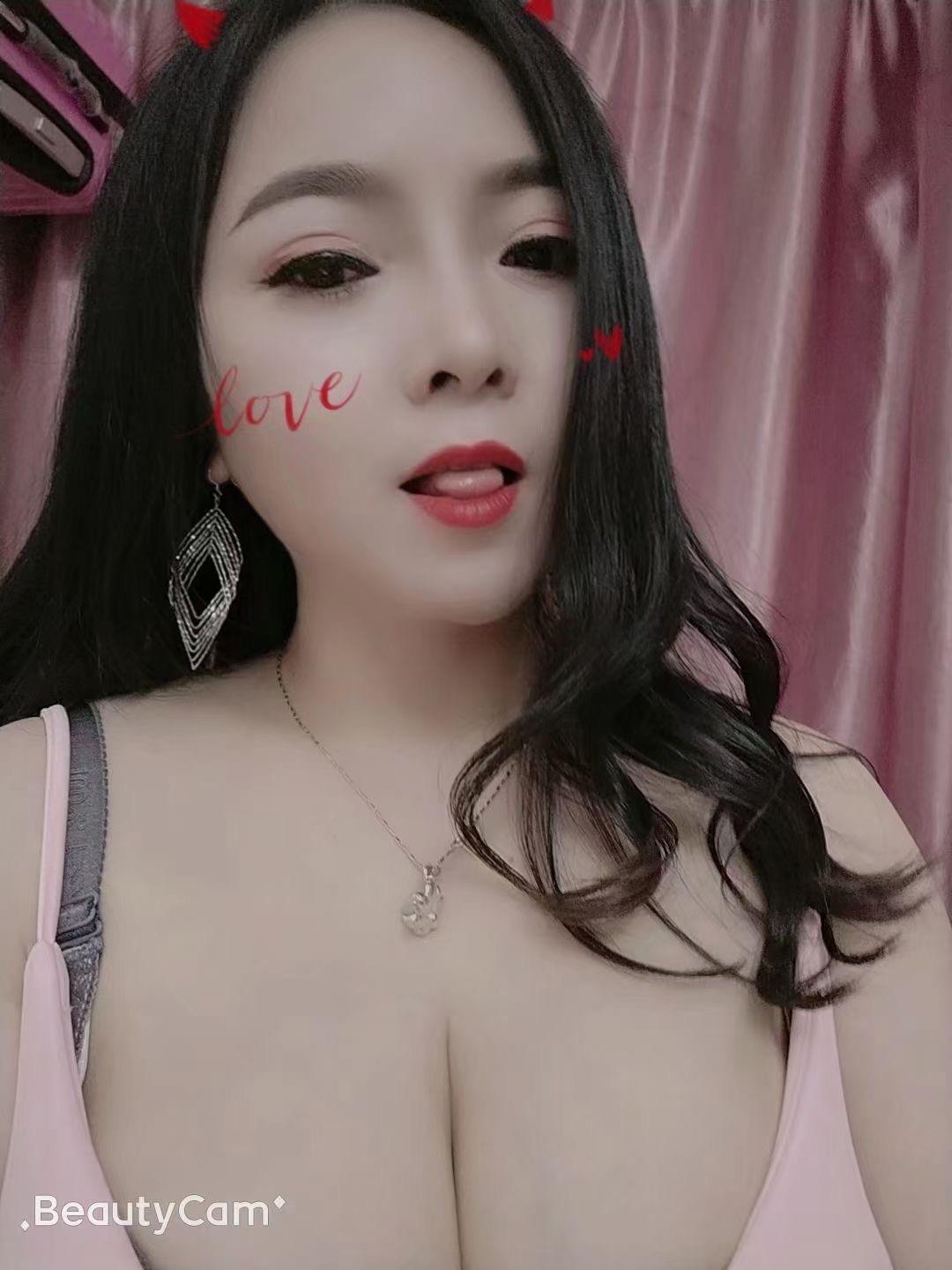 G奶少妇 第1张