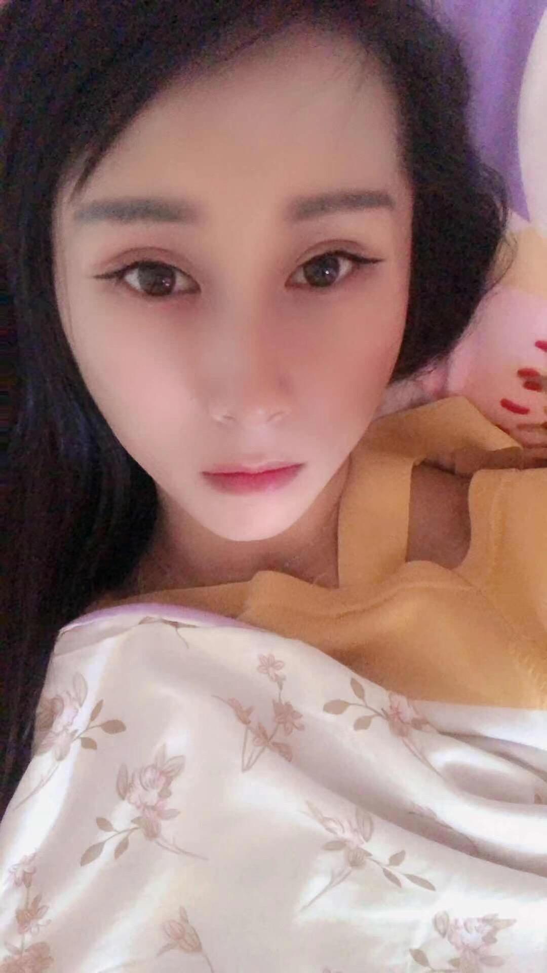 西青的漂亮小姐姐 第1张
