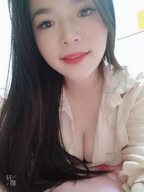 秦淮又大又白的小颜 第3张