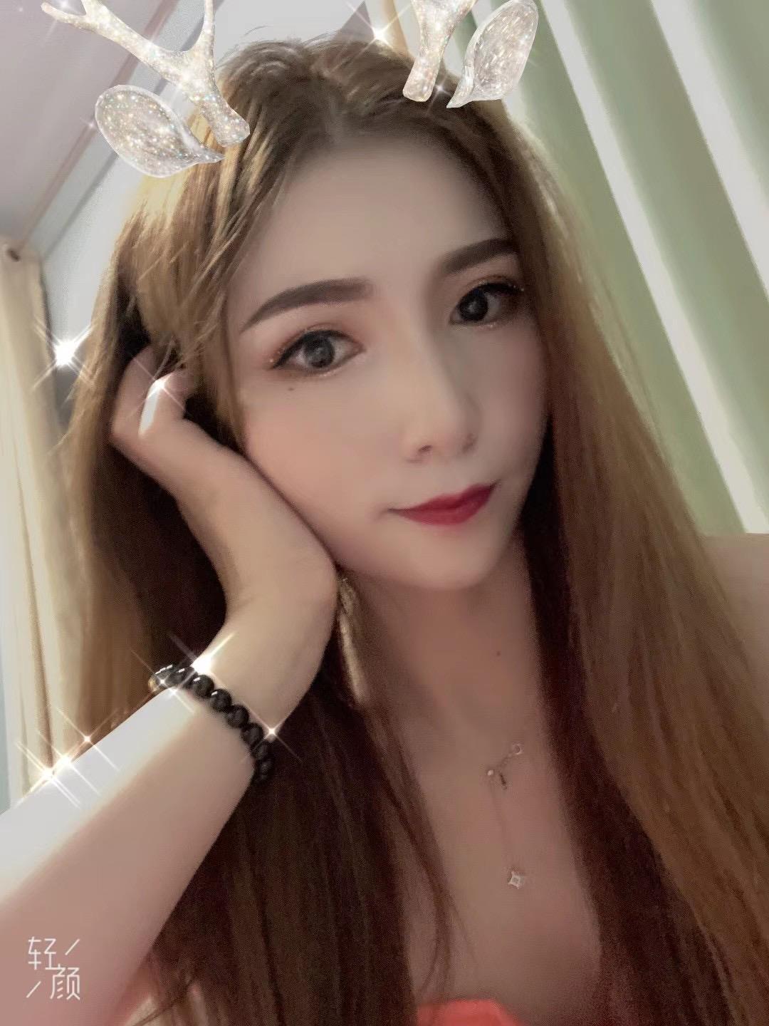 良家感十足的凤儿 第2张