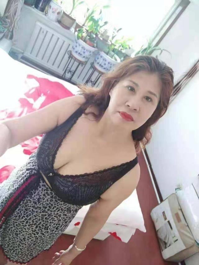老熟女可走后门 第1张