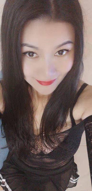 身材服务都不错的妹子 第2张