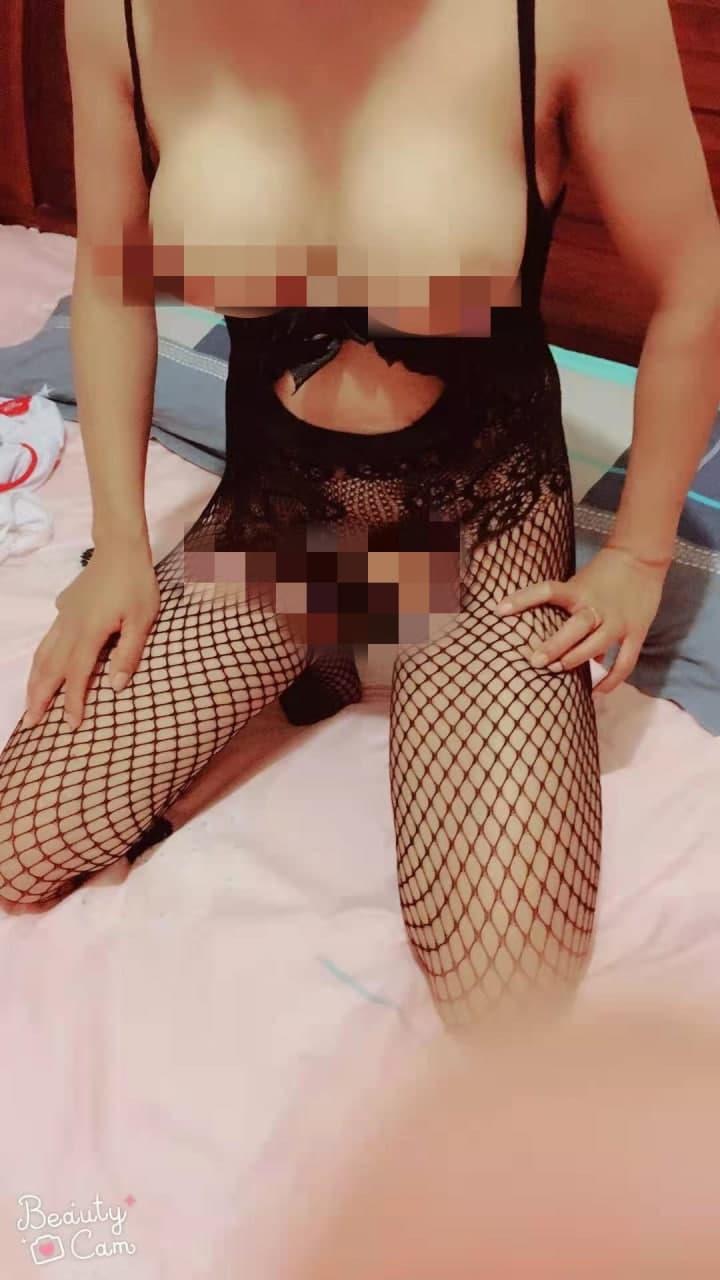 华东电器城气质大奶服务型熟女 第3张