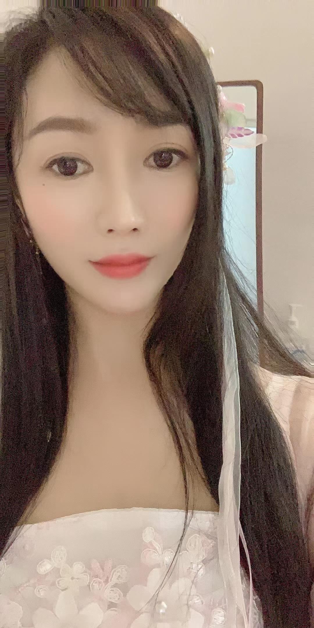 超多制服服务小姐姐，你想要的她都会 第3张