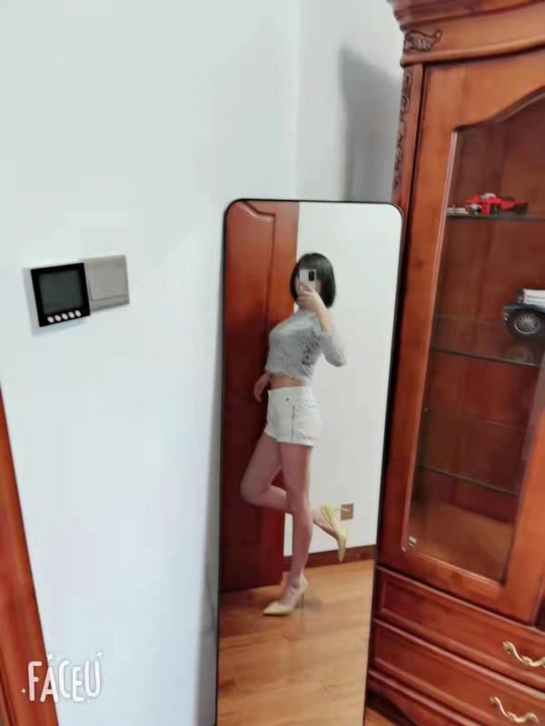 南京妹子秀气型 第2张