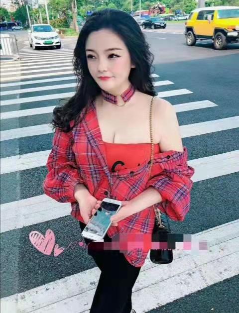 清湖虎牙妹文文 第2张