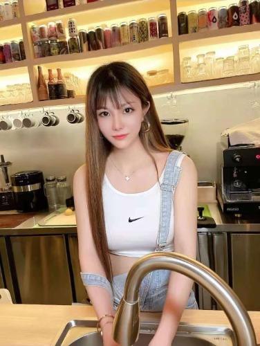 大胸御姐，身材高挑不机车。 第3张