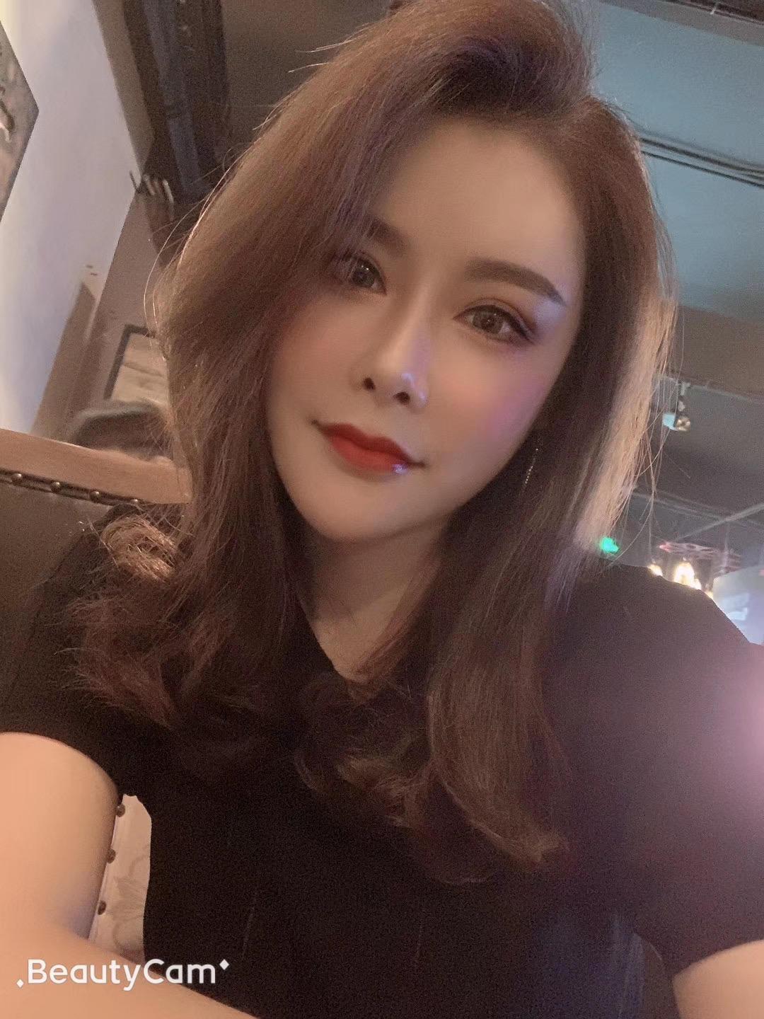 极品美女一次风流 第1张
