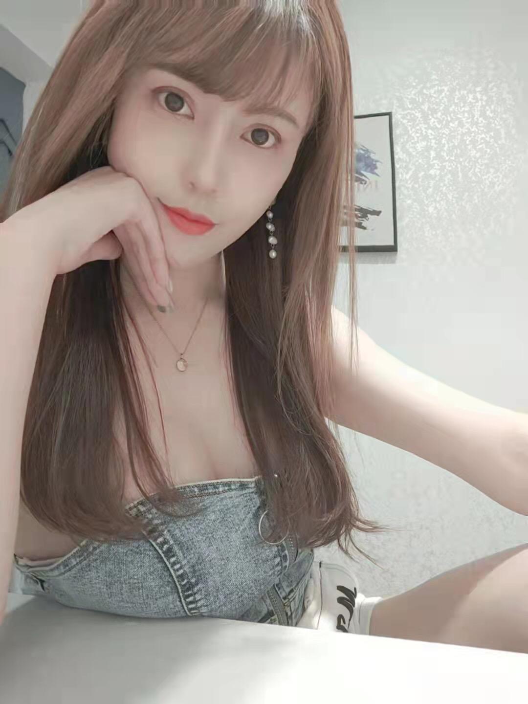 大美女诗诗，好身材，好技术 第1张