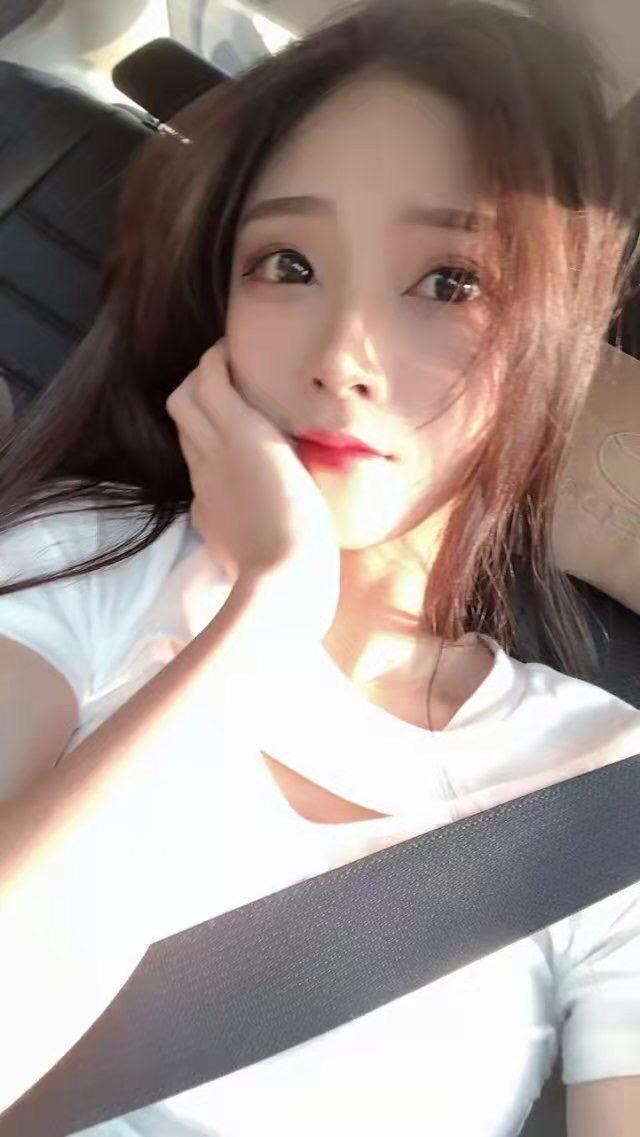 遇到好货，很爽的身材，漂亮饱满的鲍鱼 第1张