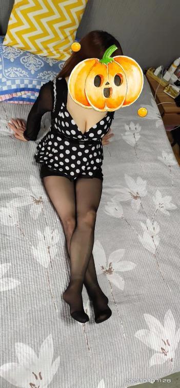 丰台熟女也风骚，请叫我女王陛下 第1张