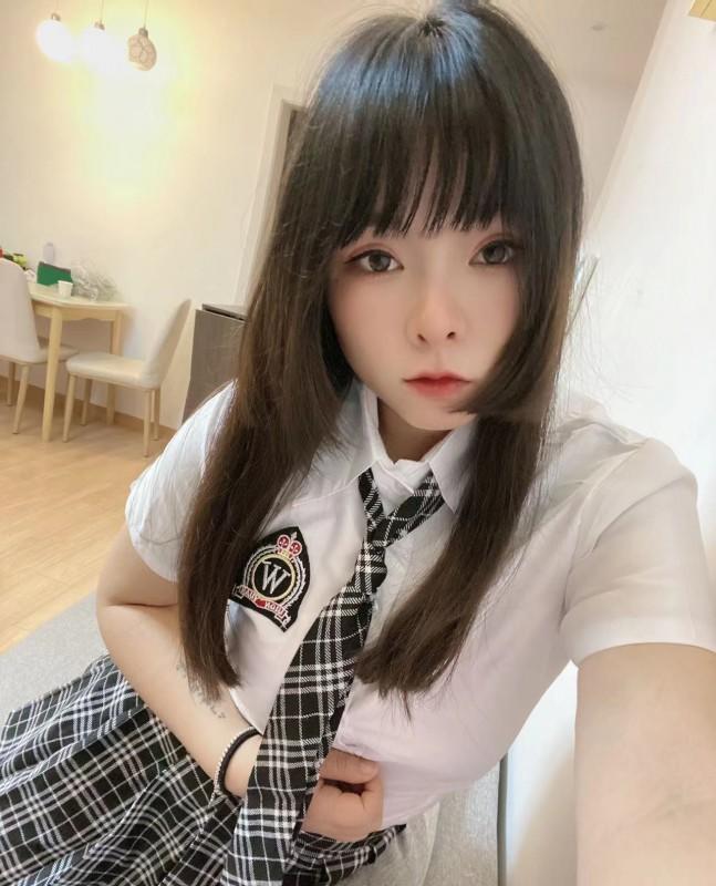 阴差阳错约了3个月的丽莎 第1张